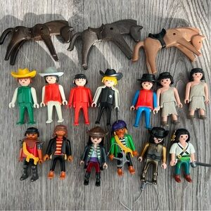 Playmobil PIRATE FIGURES with Accessories / Pirate People